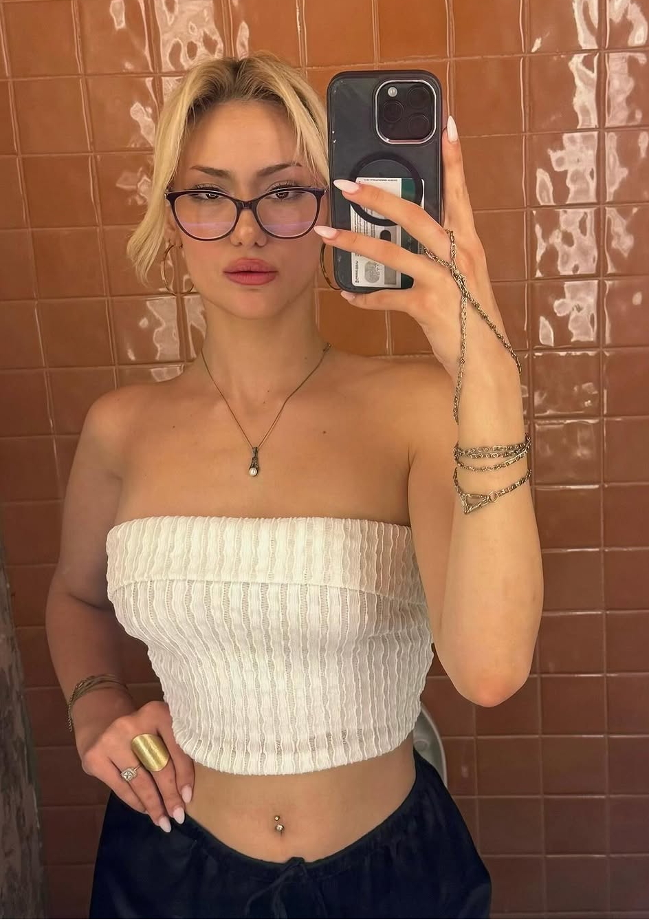 Büyükorhan Samimi Partner Escort Halime